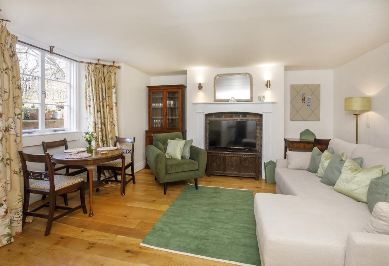 The Garden Square - Unique Luxury Apartment In Historic Garden Square - Ideal For 2 People Γιορκ Εξωτερικό φωτογραφία